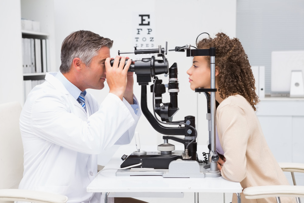 szem ütés homályos látás a rossz látás krónikus betegség